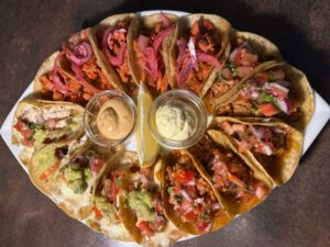 plato-variado-tacos-sin-gluten-Cielito-Lindo-Café-Córdoba